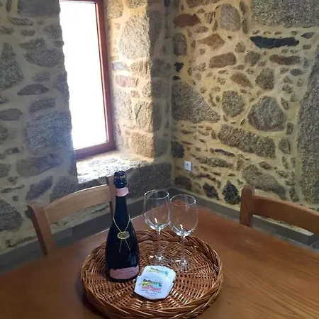 Casa Do Caminho - Ossela Фермерский дом