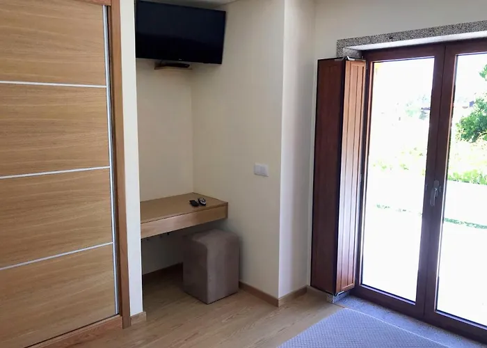 Casa Do Caminho - Ossela 农家乐 *